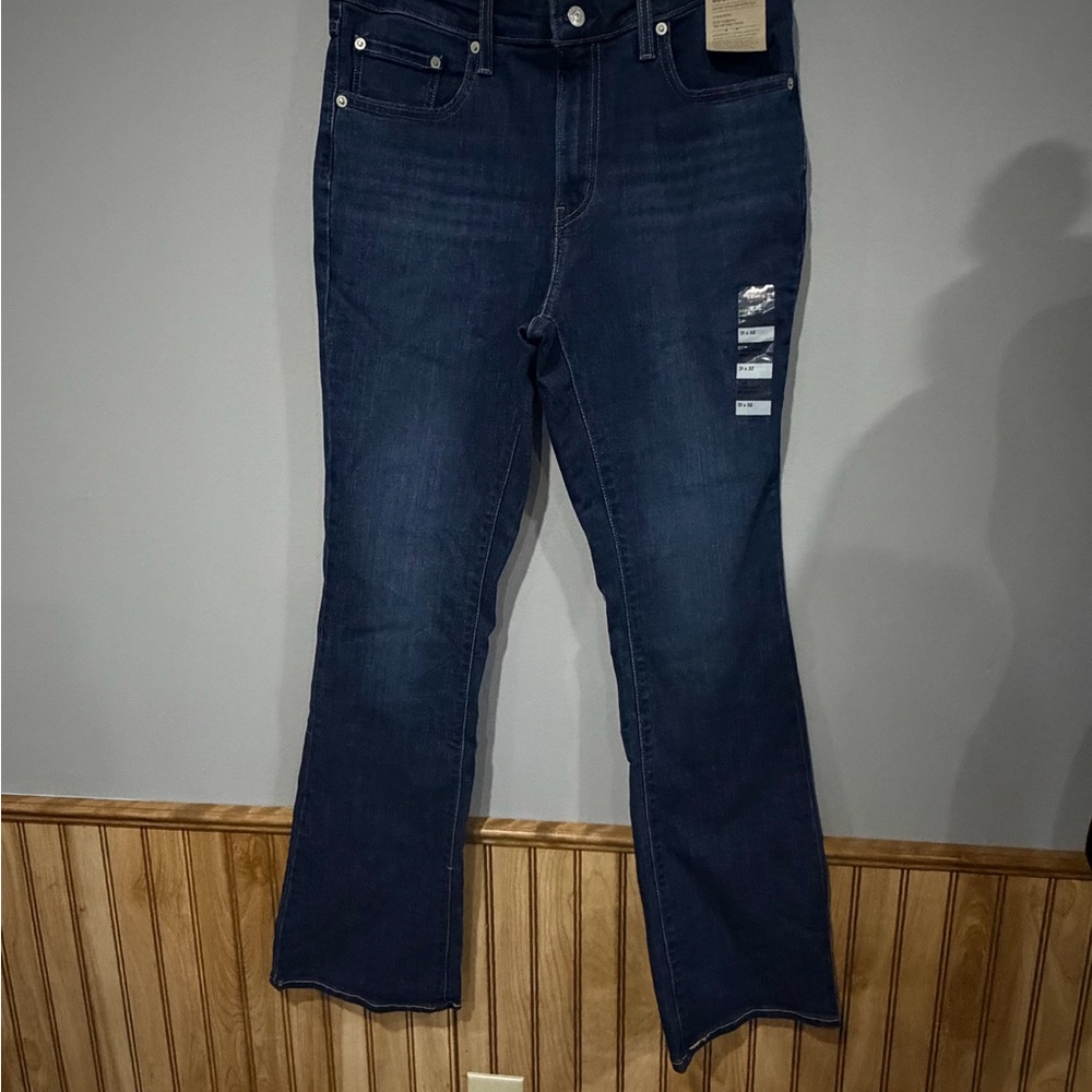 NWT Levi’s 725 High Rise Bootcut Jeans Stellar Stretch Dark Wash 31x32